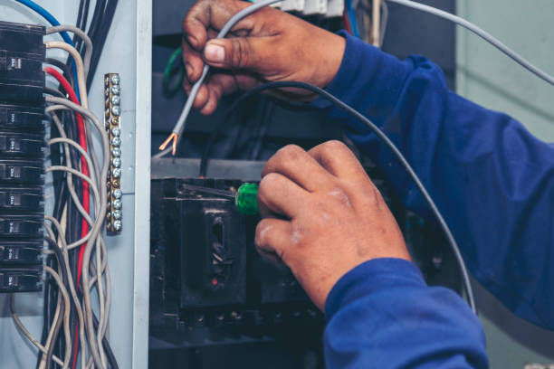 Best Circuit Breaker Repair  in St Augustine Beach, FL